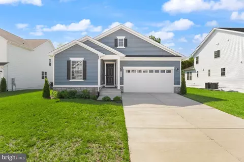 5009 Gray Fox Dr #L49, Bealeton, VA 22712