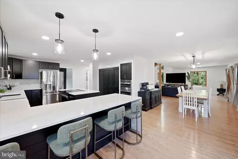 Kitchen - 5221 Mountain View Dr, Broad Run, VA 20137 photo 5 of 5