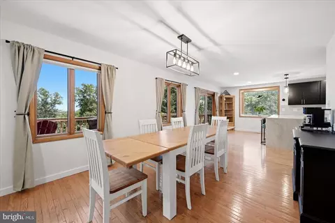 Dining - 5221 Mountain View Dr, Broad Run, VA 20137 photo 1 of 1