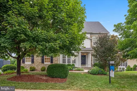 4110 Cray Dr, Warrenton, VA 20187