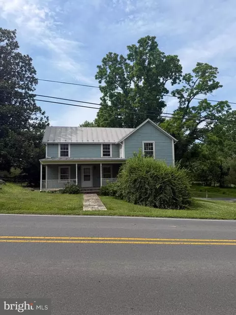 9027 John S Mosby Hwy, Upperville, VA 20185