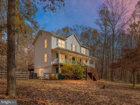 301 Greenwood Farms Ct, Barboursville, VA 22923