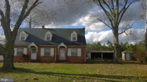 1158 Fredericks Hall Rd, Bumpass, VA 23024 photo 1