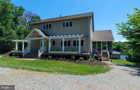 428 Tyler Point Ln, Bumpass, VA 23024 photo 1