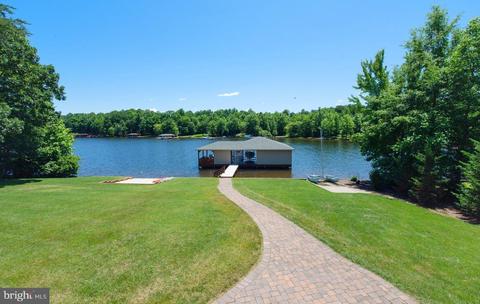 428 Tyler Point Ln, Bumpass, VA 23024 photo 14