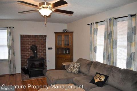 742 Eastham Rd, Bumpass, VA 23024 photo 7
