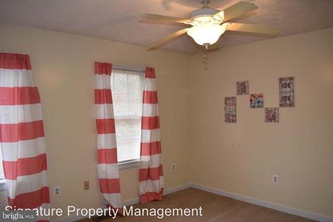 742 Eastham Rd, Bumpass, VA 23024 photo 12