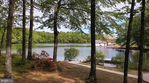 119 Commodore Ln, Bumpass, VA 23024 photo 3