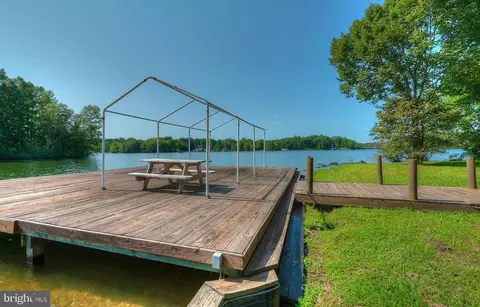 333 Cooke Ln, Bumpass, VA 23024 photo 14