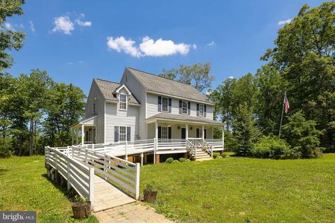 207 Willis Proffitt Rd, Mineral, VA 23117 photo 2