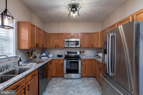 306 Patrick Henry Pl, Louisa, VA 23093 photo 12