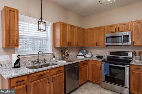 306 Patrick Henry Pl, Louisa, VA 23093 photo 13