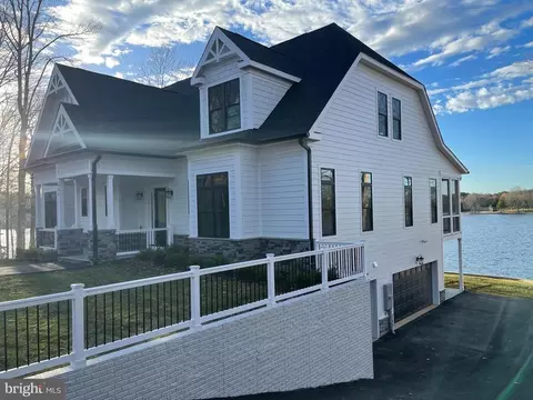 589 Busbees Point Rd, Bumpass, VA 23024 photo 2
