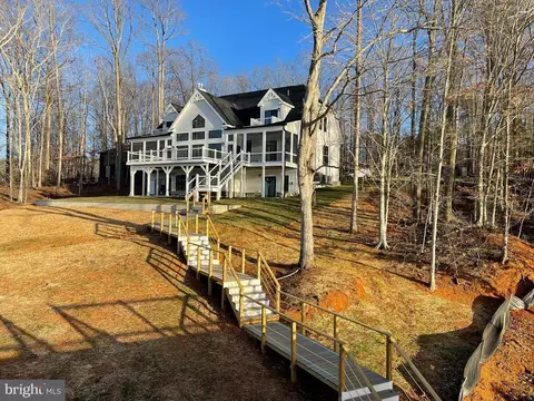 589 Busbees Point Rd, Bumpass, VA 23024 photo 10