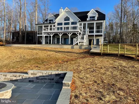 589 Busbees Point Rd, Bumpass, VA 23024 photo 11