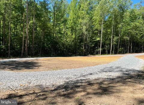 Elk Creek Road, Mineral, VA 23117