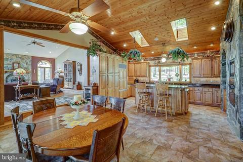 661 Busbees Point Rd, Bumpass, VA 23024 photo 20