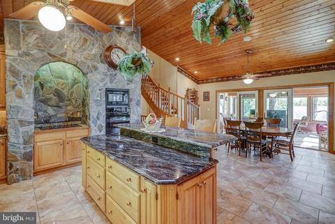 661 Busbees Point Rd, Bumpass, VA 23024 photo 23