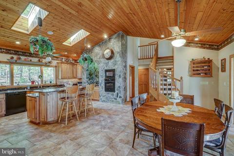 661 Busbees Point Rd, Bumpass, VA 23024 photo 19