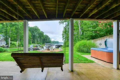 671 Busbees Point Rd, Bumpass, VA 23024 photo 12