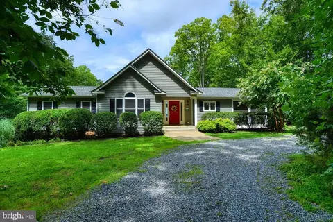 671 Busbees Point Rd, Bumpass, VA 23024 photo 3