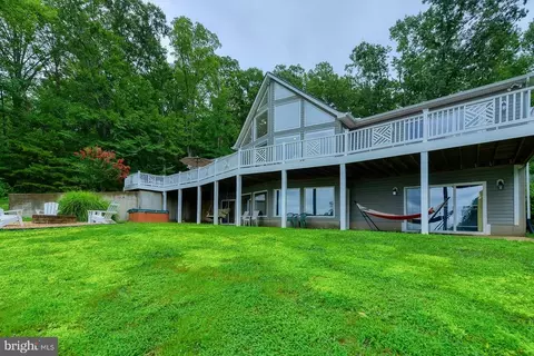 671 Busbees Point Rd, Bumpass, VA 23024 photo 5