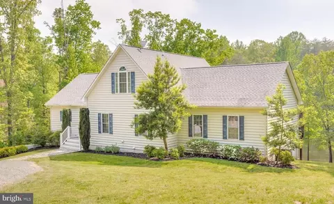 127 Rose Cir, Bumpass, VA 23024 photo 4