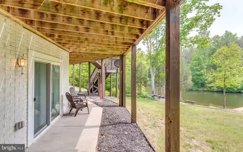 127 Rose Cir, Bumpass, VA 23024 photo 17