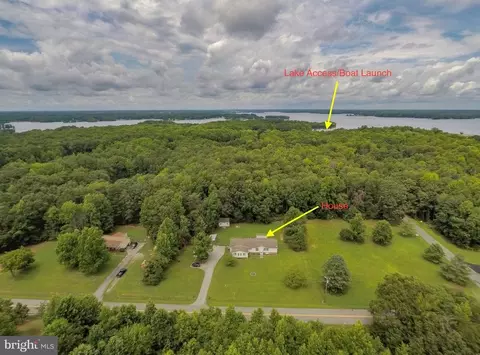 2477 Eastham Rd, Bumpass, VA 23024 photo 3