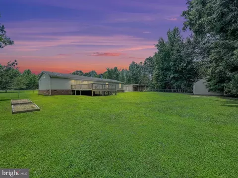 2477 Eastham Rd, Bumpass, VA 23024 photo 2