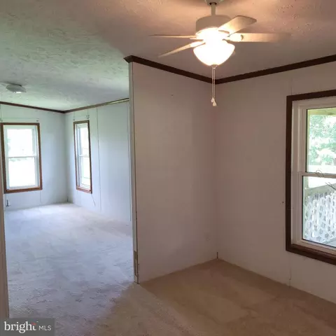 376 Mallory Rd, Louisa, VA 23093 photo 8