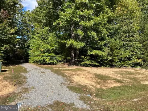 Noah's Landing Drive, Bumpass, VA 23024