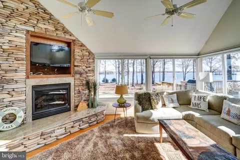 146 Bear Castle Dr, Bumpass, VA 23024 photo 37