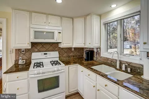 146 Bear Castle Dr, Bumpass, VA 23024 photo 33