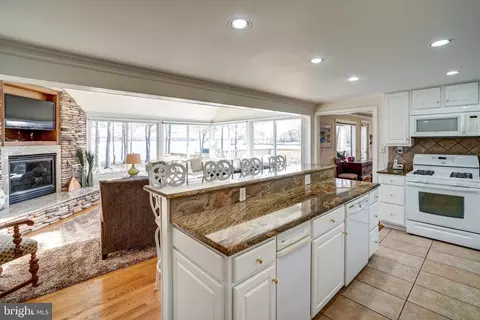 146 Bear Castle Dr, Bumpass, VA 23024 photo 28