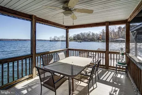 146 Bear Castle Dr, Bumpass, VA 23024 photo 11