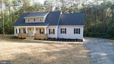 105 Smitty Cir, Bumpass, VA 23024 photo 11