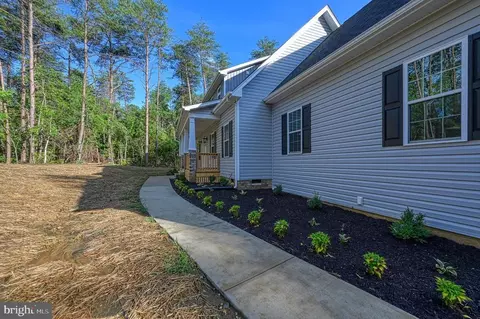 105 Smitty Cir, Bumpass, VA 23024 photo 12