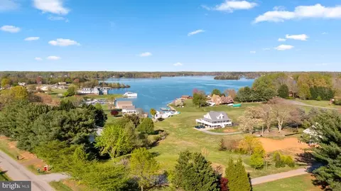946 Carrs Bridge Rd, Bumpass, VA 23024