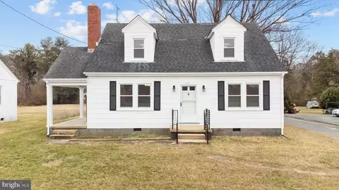 105 Lyde Ave, Louisa, VA 23093 photo 2