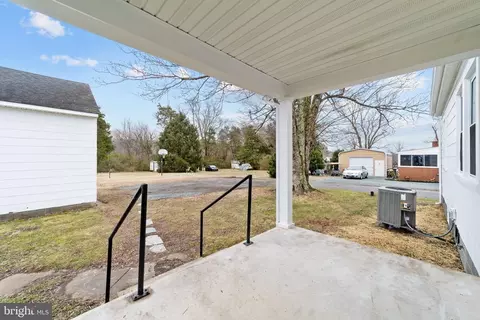 105 Lyde Ave, Louisa, VA 23093 photo 31