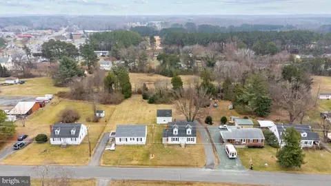105 Lyde Ave, Louisa, VA 23093 photo 30