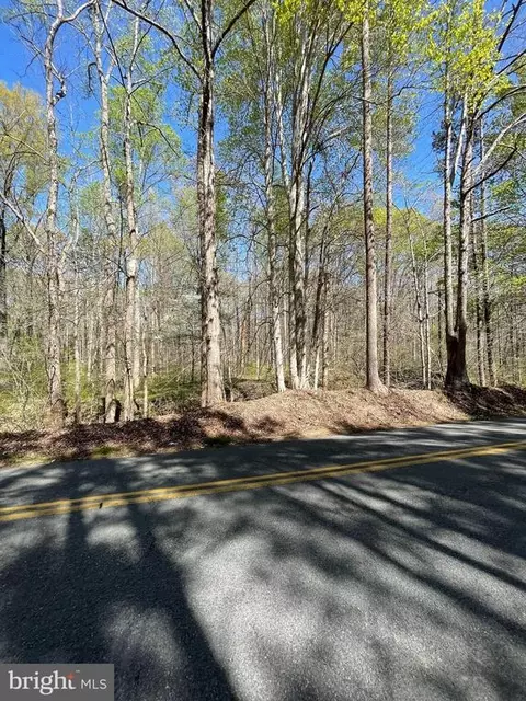 Owens Creek Rd, Mineral, VA 23117