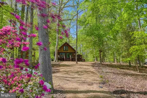 421 Lake Anna Dr, Bumpass, VA 23024 photo 44