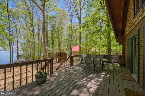 421 Lake Anna Dr, Bumpass, VA 23024 photo 35