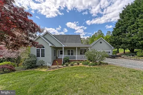 108 Brounaugh Ln, Mineral, VA 23117