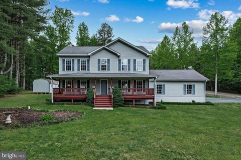 33 Bogey Ln, Bumpass, VA 23024