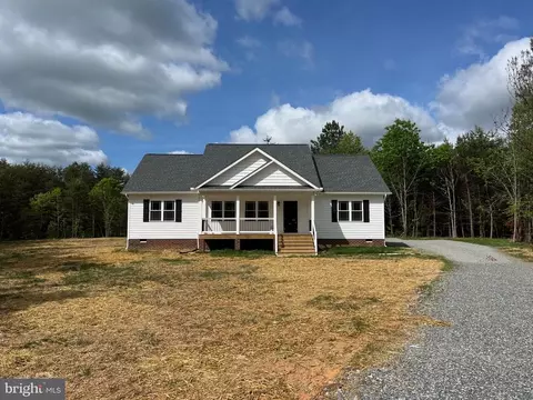 1072 Eastham Rd, Bumpass, VA 23024