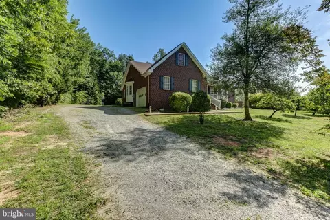 483 Carrs Bridge Rd, Mineral, VA 23117 photo 9