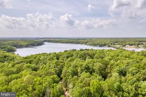 47 Laurel Dr, Mineral, VA 23117